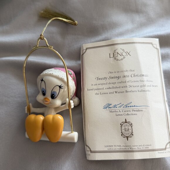 Lenox Tweety Swings Into Christmas Ornament - Picture 2 of 5